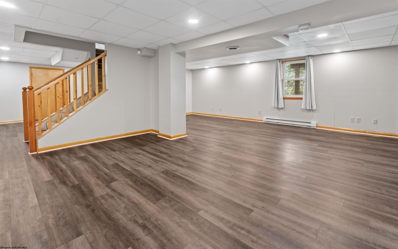 752 Northwest Drive, Morgantown, West Virginia 26505, 3 Bedrooms Bedrooms, 11 Rooms Rooms,3 BathroomsBathrooms,Single Family Detached,For Sale,Northwest,10164488