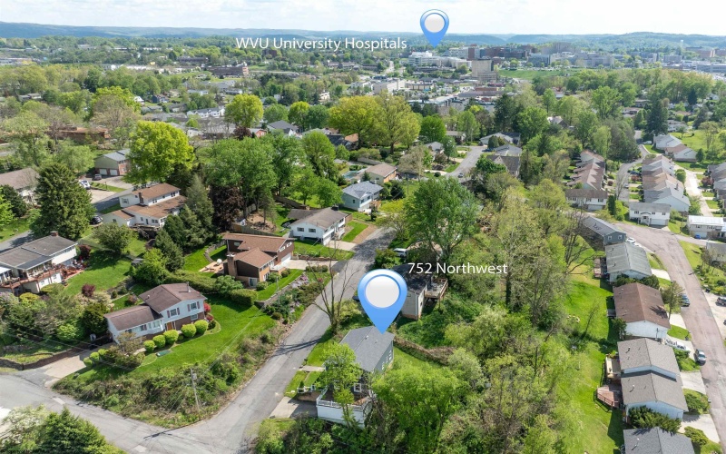752 Northwest Drive, Morgantown, West Virginia 26505, 3 Bedrooms Bedrooms, 11 Rooms Rooms,3 BathroomsBathrooms,Single Family Detached,For Sale,Northwest,10164488