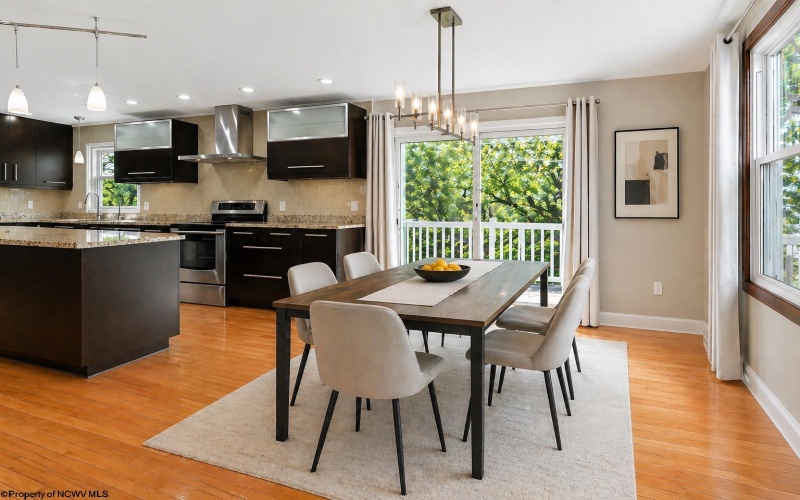 752 Northwest Drive, Morgantown, West Virginia 26505, 3 Bedrooms Bedrooms, 11 Rooms Rooms,3 BathroomsBathrooms,Single Family Detached,For Sale,Northwest,10164488