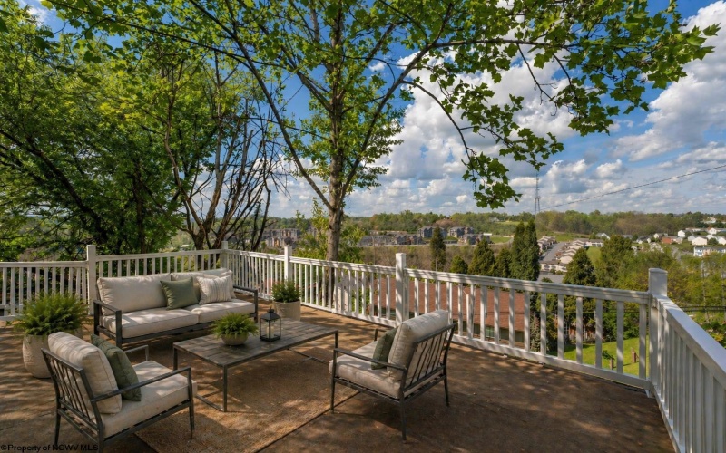 752 Northwest Drive, Morgantown, West Virginia 26505, 3 Bedrooms Bedrooms, 11 Rooms Rooms,3 BathroomsBathrooms,Single Family Detached,For Sale,Northwest,10164488