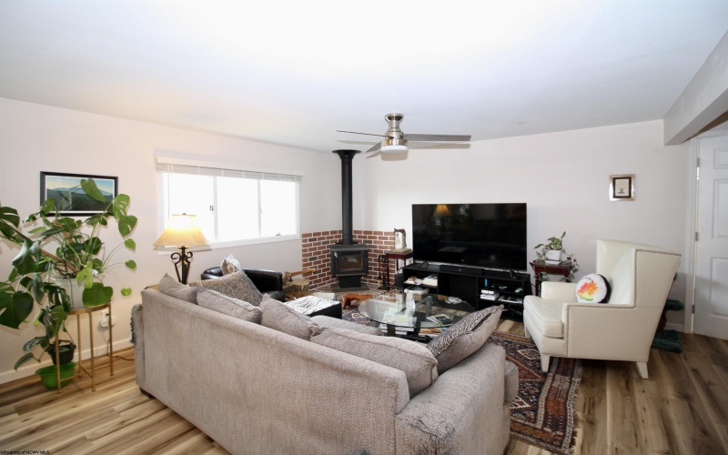 4941 Grafton Road, Independence, West Virginia 26374, 4 Bedrooms Bedrooms, 8 Rooms Rooms,1 BathroomBathrooms,Single Family Detached,For Sale,Grafton,10164482