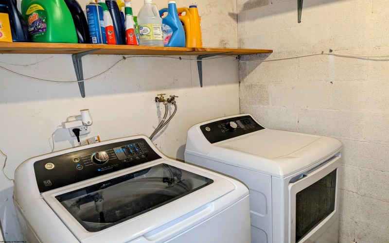 286 Eastgate Drive, Morgantown, West Virginia 26508-5939, 3 Bedrooms Bedrooms, 8 Rooms Rooms,2 BathroomsBathrooms,Single Family Detached,For Sale,Eastgate,10164522