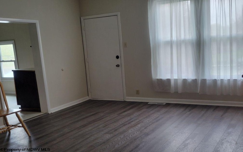 1314 Adams Avenue, Clarksburg, West Virginia 26301, 3 Bedrooms Bedrooms, 7 Rooms Rooms,2 BathroomsBathrooms,Single Family Detached,For Sale,Adams,10164506