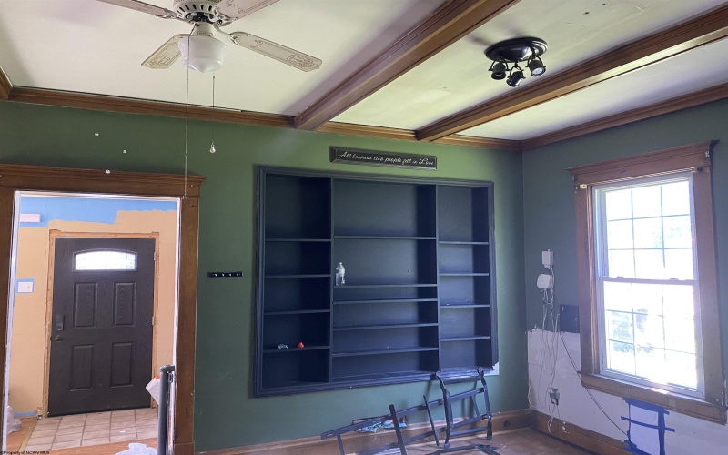 136 Milford Street, Clarksburg, West Virginia 26301, 4 Bedrooms Bedrooms, 7 Rooms Rooms,1 BathroomBathrooms,Single Family Detached,For Sale,Milford,10164499