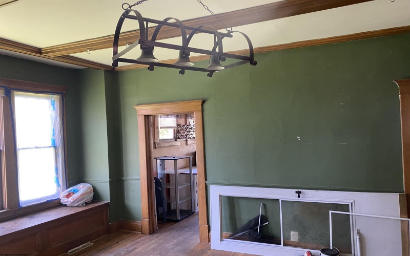 136 Milford Street, Clarksburg, West Virginia 26301, 4 Bedrooms Bedrooms, 7 Rooms Rooms,1 BathroomBathrooms,Single Family Detached,For Sale,Milford,10164499