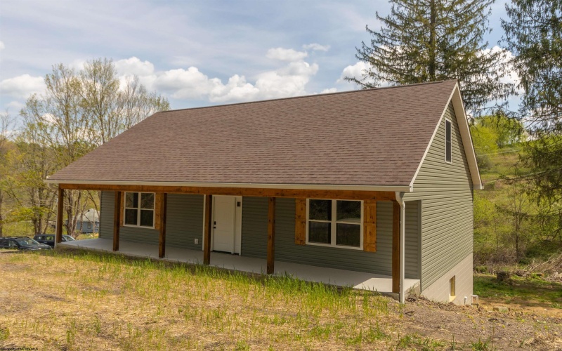 1926 Porterfield Road, Philippi, West Virginia 26416, 4 Bedrooms Bedrooms, 12 Rooms Rooms,3 BathroomsBathrooms,Single Family Detached,For Sale,Porterfield,10164503