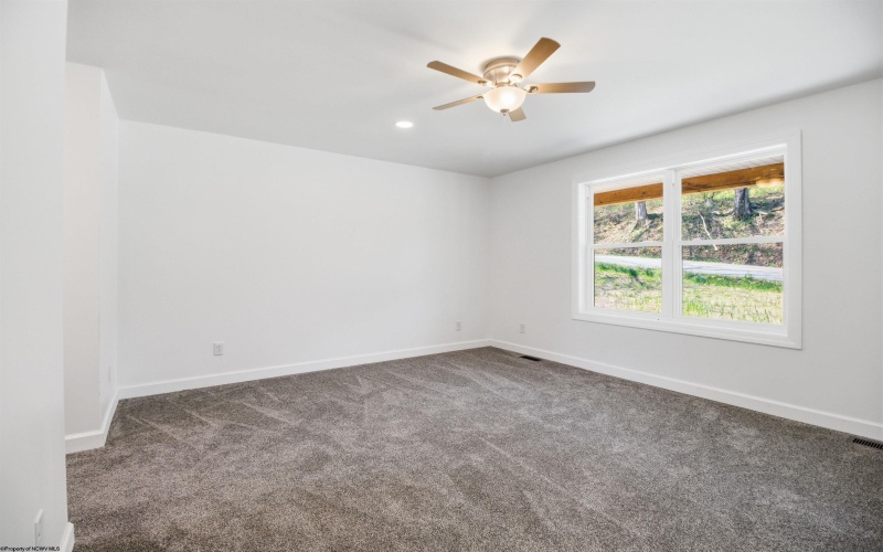 1926 Porterfield Road, Philippi, West Virginia 26416, 4 Bedrooms Bedrooms, 12 Rooms Rooms,3 BathroomsBathrooms,Single Family Detached,For Sale,Porterfield,10164503