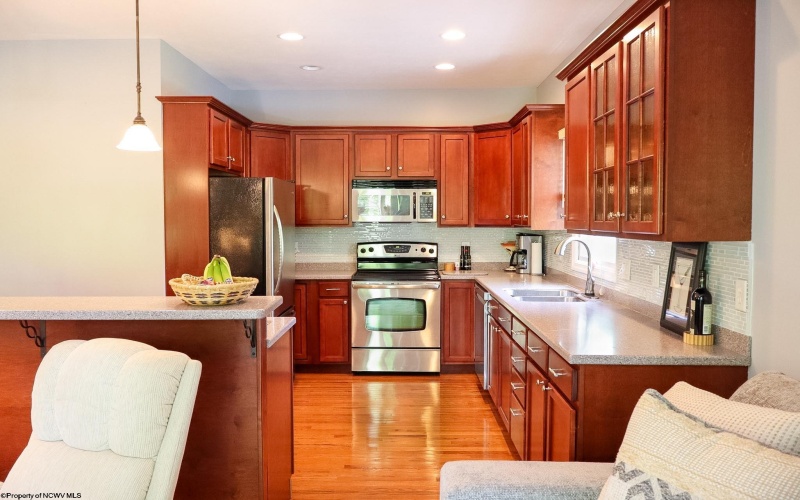 12 Oak Ridge Drive, Morgantown, West Virginia 26508, 3 Bedrooms Bedrooms, 5 Rooms Rooms,3 BathroomsBathrooms,Single Family Attached,For Sale,Oak Ridge,10164523