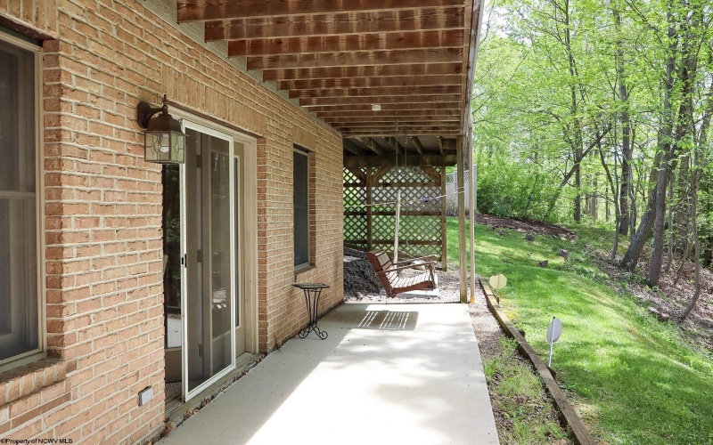 12 Oak Ridge Drive, Morgantown, West Virginia 26508, 3 Bedrooms Bedrooms, 5 Rooms Rooms,3 BathroomsBathrooms,Single Family Attached,For Sale,Oak Ridge,10164523