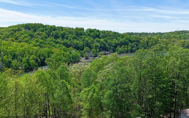 12 Oak Ridge Drive, Morgantown, West Virginia 26508, 3 Bedrooms Bedrooms, 5 Rooms Rooms,3 BathroomsBathrooms,Single Family Attached,For Sale,Oak Ridge,10164523