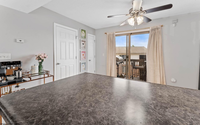 8 Silvercreek Drive, Morgantown, West Virginia 26505, 2 Bedrooms Bedrooms, 4 Rooms Rooms,2 BathroomsBathrooms,Single Family Attached,For Sale,Silvercreek,10164502