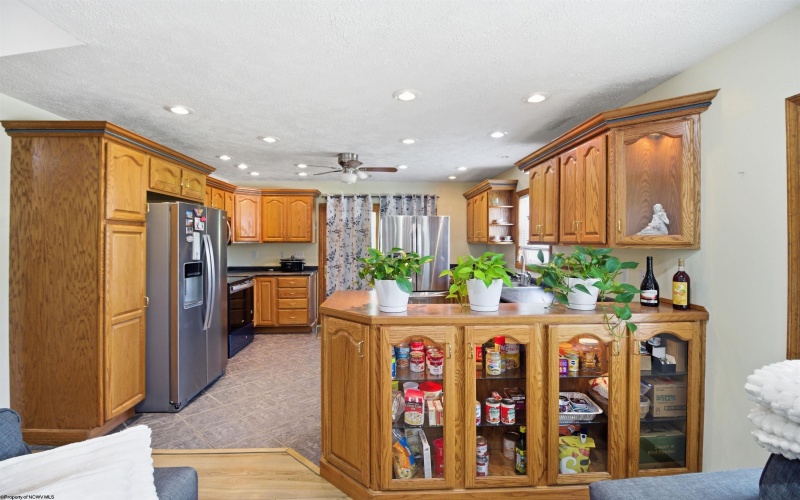 1700 Pleasant Valley Road, Fairmont, West Virginia 26554, 5 Bedrooms Bedrooms, 14 Rooms Rooms,4 BathroomsBathrooms,Single Family Detached,For Sale,Pleasant Valley,10164507