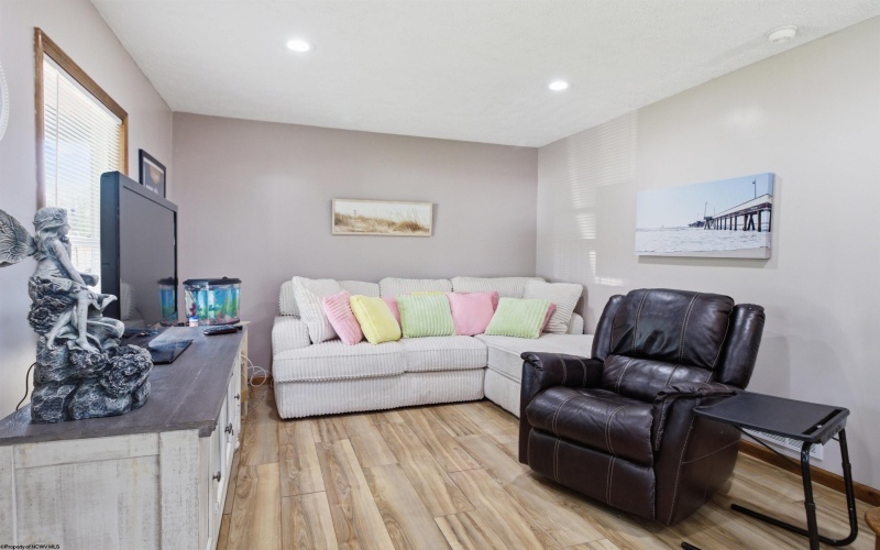 1700 Pleasant Valley Road, Fairmont, West Virginia 26554, 5 Bedrooms Bedrooms, 14 Rooms Rooms,4 BathroomsBathrooms,Single Family Detached,For Sale,Pleasant Valley,10164507