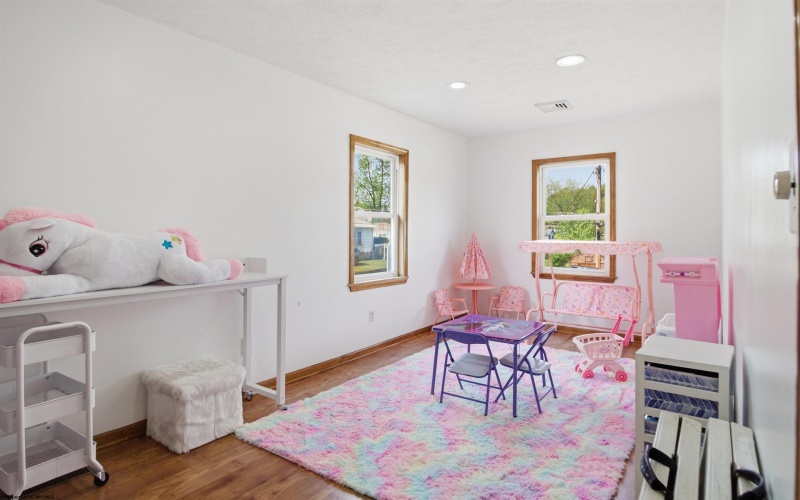 1700 Pleasant Valley Road, Fairmont, West Virginia 26554, 5 Bedrooms Bedrooms, 14 Rooms Rooms,4 BathroomsBathrooms,Single Family Detached,For Sale,Pleasant Valley,10164507