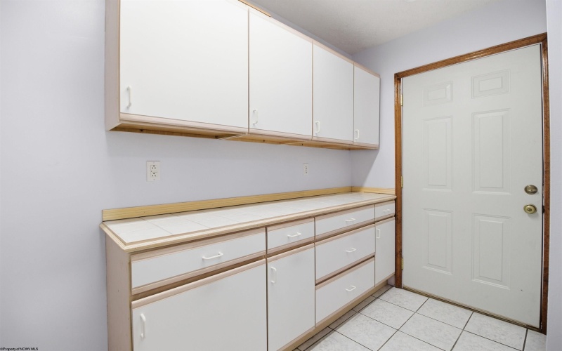 1700 Pleasant Valley Road, Fairmont, West Virginia 26554, 5 Bedrooms Bedrooms, 14 Rooms Rooms,4 BathroomsBathrooms,Single Family Detached,For Sale,Pleasant Valley,10164507