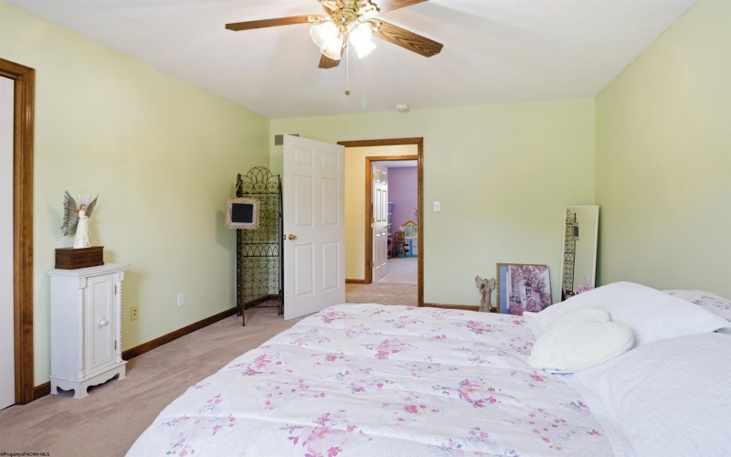 1700 Pleasant Valley Road, Fairmont, West Virginia 26554, 5 Bedrooms Bedrooms, 14 Rooms Rooms,4 BathroomsBathrooms,Single Family Detached,For Sale,Pleasant Valley,10164507