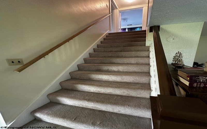 172 Firehouse Road, Fairmont, West Virginia 26554-0000, 3 Bedrooms Bedrooms, 7 Rooms Rooms,2 BathroomsBathrooms,Single Family Detached,For Sale,Firehouse,10164521