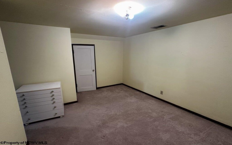 172 Firehouse Road, Fairmont, West Virginia 26554-0000, 3 Bedrooms Bedrooms, 7 Rooms Rooms,2 BathroomsBathrooms,Single Family Detached,For Sale,Firehouse,10164521