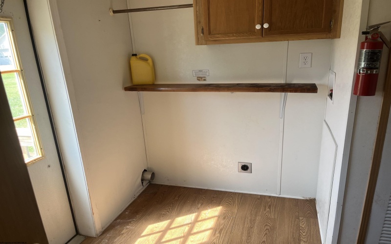 102 Brookview Drive, Weston, West Virginia 26452, 2 Bedrooms Bedrooms, 6 Rooms Rooms,2 BathroomsBathrooms,Single Family Detached,For Sale,Brookview,10164509