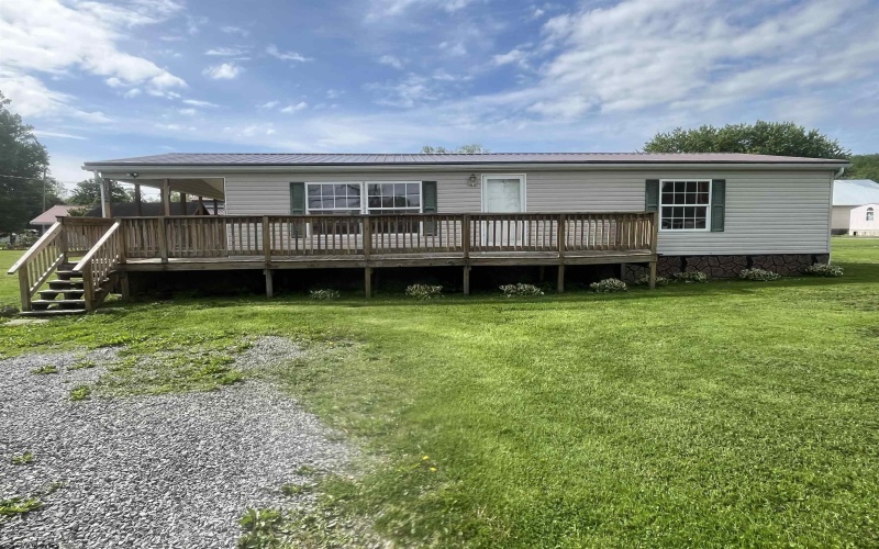 102 Brookview Drive, Weston, West Virginia 26452, 2 Bedrooms Bedrooms, 6 Rooms Rooms,2 BathroomsBathrooms,Single Family Detached,For Sale,Brookview,10164509