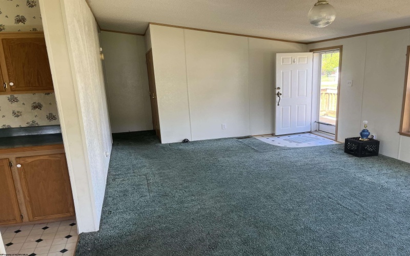 102 Brookview Drive, Weston, West Virginia 26452, 2 Bedrooms Bedrooms, 6 Rooms Rooms,2 BathroomsBathrooms,Single Family Detached,For Sale,Brookview,10164509