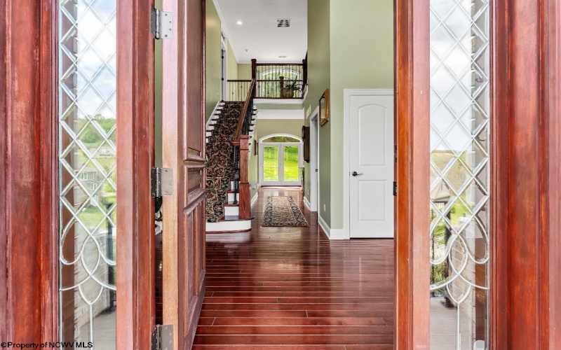 211 Meredith Street, Morgantown, West Virginia 26508, 4 Bedrooms Bedrooms, 9 Rooms Rooms,4 BathroomsBathrooms,Single Family Detached,For Sale,Meredith,10164517