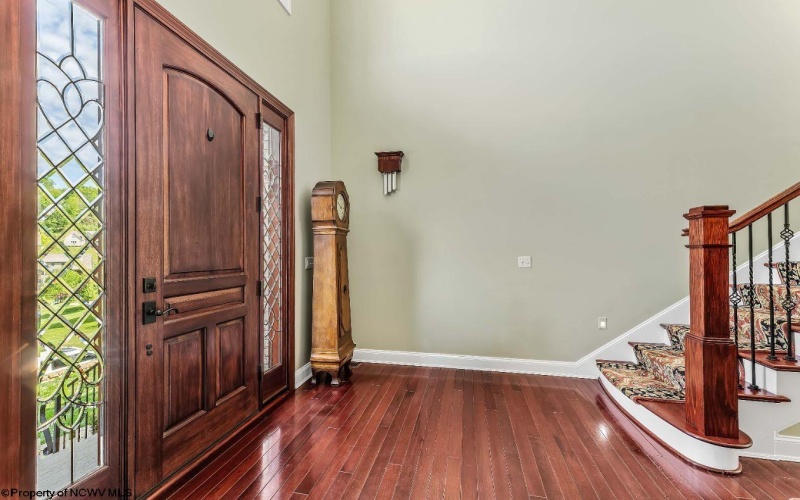 211 Meredith Street, Morgantown, West Virginia 26508, 4 Bedrooms Bedrooms, 9 Rooms Rooms,4 BathroomsBathrooms,Single Family Detached,For Sale,Meredith,10164517