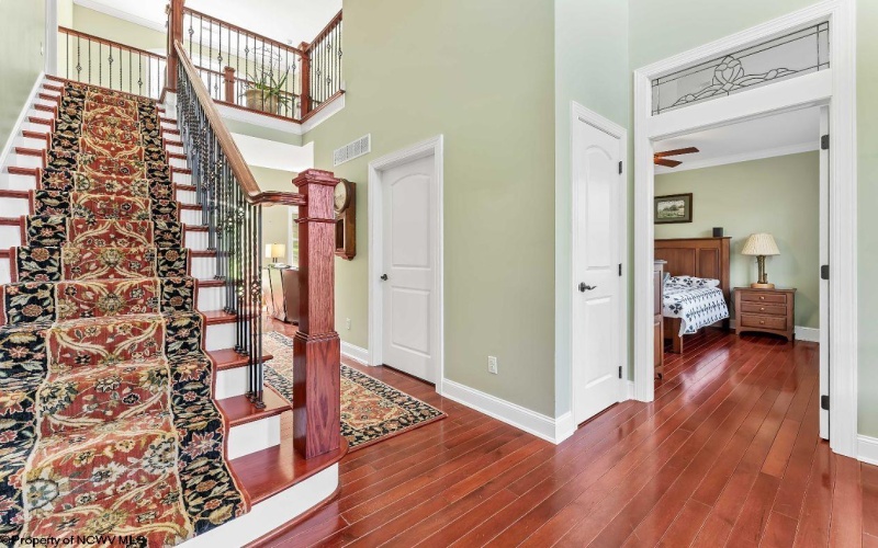 211 Meredith Street, Morgantown, West Virginia 26508, 4 Bedrooms Bedrooms, 9 Rooms Rooms,4 BathroomsBathrooms,Single Family Detached,For Sale,Meredith,10164517