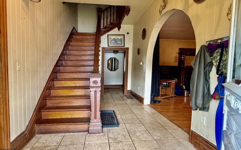 101 Madison Street, Fairview, West Virginia 26570, 4 Bedrooms Bedrooms, 8 Rooms Rooms,2 BathroomsBathrooms,Single Family Detached,For Sale,Madison,10164513