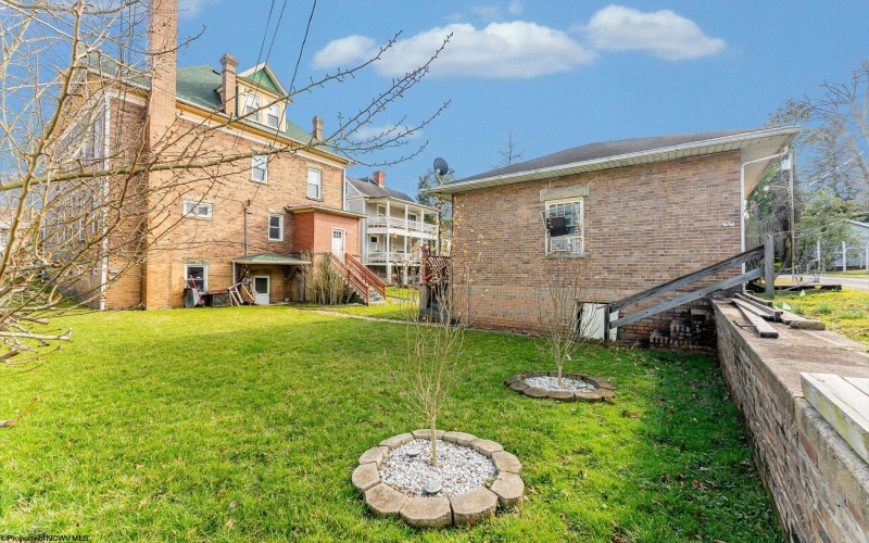 709 Benoni Avenue, Fairmont, West Virginia 26554, 5 Bedrooms Bedrooms, 10 Rooms Rooms,4 BathroomsBathrooms,Single Family Detached,For Sale,Benoni,10164494