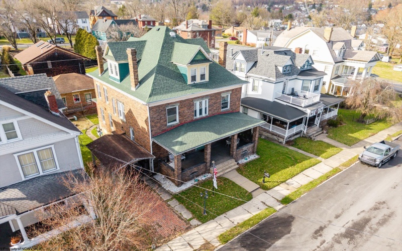 709 Benoni Avenue, Fairmont, West Virginia 26554, 5 Bedrooms Bedrooms, 10 Rooms Rooms,4 BathroomsBathrooms,Single Family Detached,For Sale,Benoni,10164494