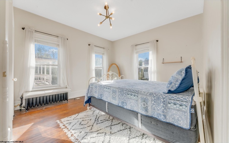 709 Benoni Avenue, Fairmont, West Virginia 26554, 5 Bedrooms Bedrooms, 10 Rooms Rooms,4 BathroomsBathrooms,Single Family Detached,For Sale,Benoni,10164494