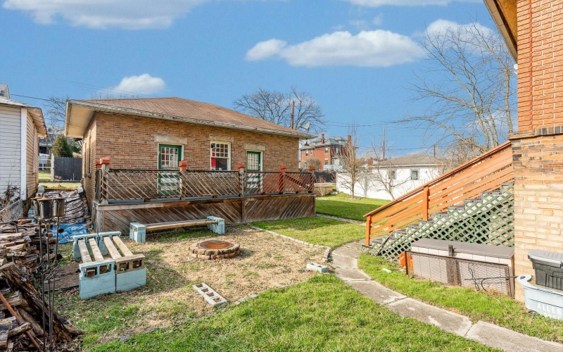 709 Benoni Avenue, Fairmont, West Virginia 26554, 5 Bedrooms Bedrooms, 10 Rooms Rooms,4 BathroomsBathrooms,Single Family Detached,For Sale,Benoni,10164494