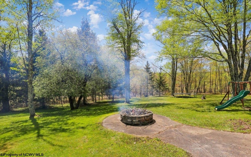 107 Number 41 Mine Road, Thomas, West Virginia 26292, 4 Bedrooms Bedrooms, 10 Rooms Rooms,3 BathroomsBathrooms,Single Family Detached,For Sale,Number 41 Mine,10164490