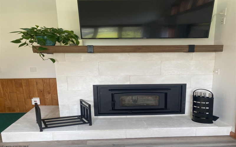 100 Deerfield Village Circle, Davis, West Virginia 26260, 1 Bedroom Bedrooms, 4 Rooms Rooms,1 BathroomBathrooms,Single Family Attached,For Sale,Deerfield Village,10164528