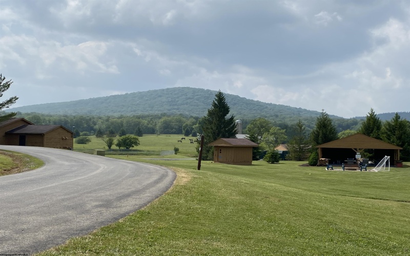 100 Deerfield Village Circle, Davis, West Virginia 26260, 1 Bedroom Bedrooms, 4 Rooms Rooms,1 BathroomBathrooms,Single Family Attached,For Sale,Deerfield Village,10164528