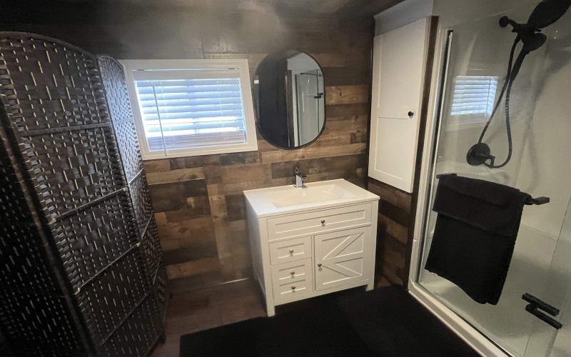 62 Oak Street, Weston, West Virginia 26452, 3 Bedrooms Bedrooms, 8 Rooms Rooms,1 BathroomBathrooms,Single Family Detached,For Sale,Oak,10164538