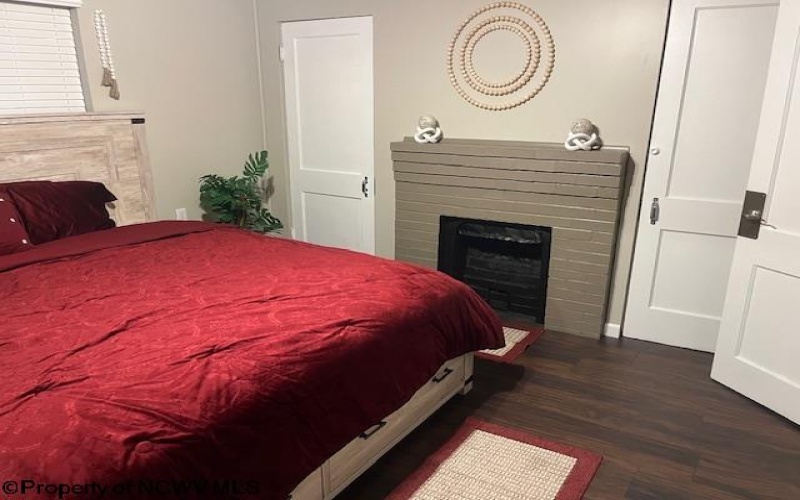 62 Oak Street, Weston, West Virginia 26452, 3 Bedrooms Bedrooms, 8 Rooms Rooms,1 BathroomBathrooms,Single Family Detached,For Sale,Oak,10164538