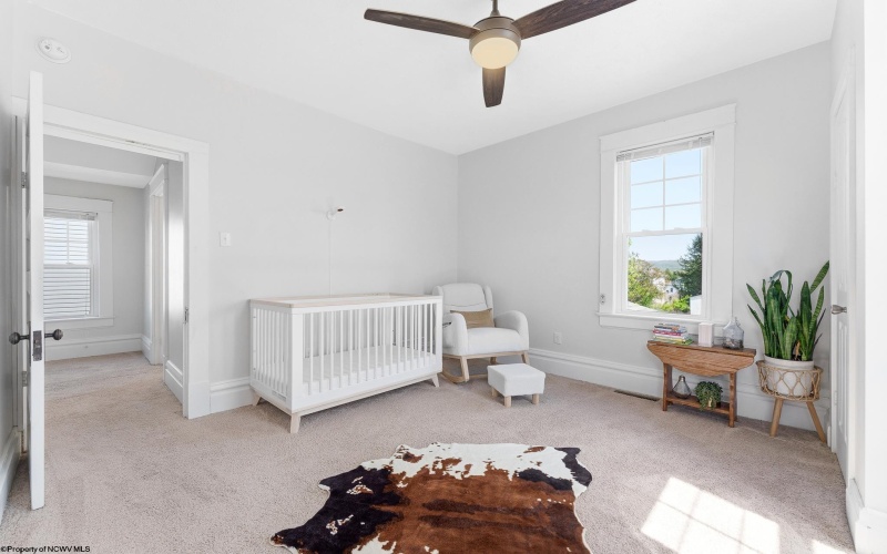 612 Clinton Avenue, Morgantown, West Virginia 26505, 3 Bedrooms Bedrooms, 6 Rooms Rooms,1 BathroomBathrooms,Single Family Detached,For Sale,Clinton,10164526