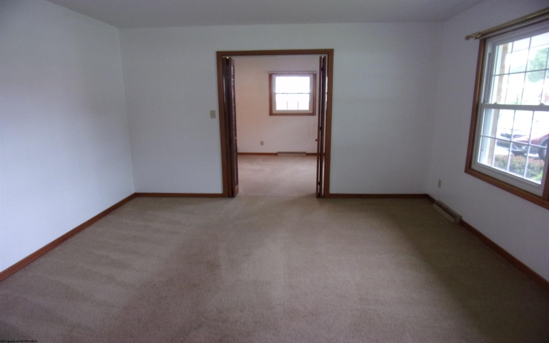 10 Myrna Street, Buckhannon, West Virginia 26201, 3 Bedrooms Bedrooms, 6 Rooms Rooms,2 BathroomsBathrooms,Single Family Detached,For Sale,Myrna,10164531