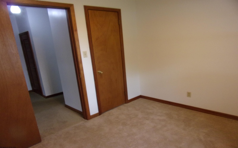 10 Myrna Street, Buckhannon, West Virginia 26201, 3 Bedrooms Bedrooms, 6 Rooms Rooms,2 BathroomsBathrooms,Single Family Detached,For Sale,Myrna,10164531