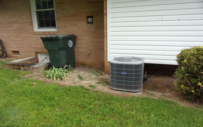 10 Myrna Street, Buckhannon, West Virginia 26201, 3 Bedrooms Bedrooms, 6 Rooms Rooms,2 BathroomsBathrooms,Single Family Detached,For Sale,Myrna,10164531