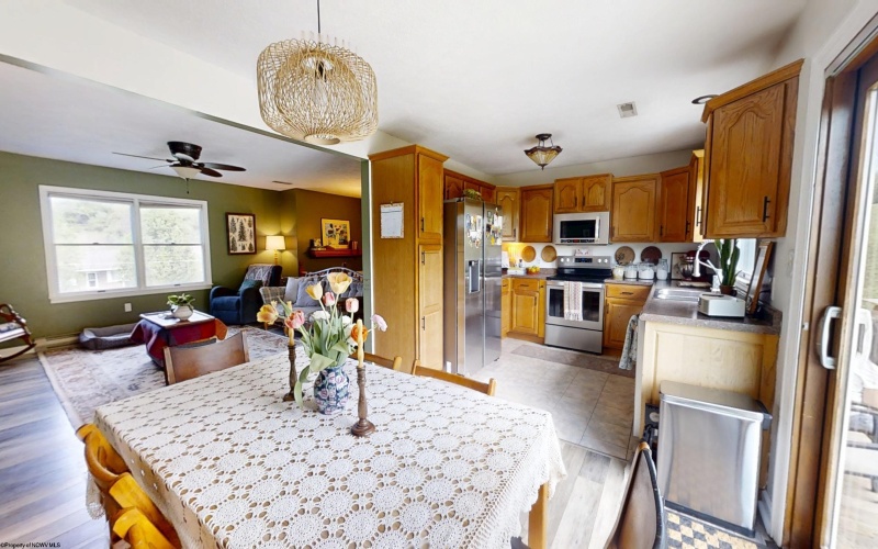 176 Evergreen Drive, Buckhannon, West Virginia 26201, 3 Bedrooms Bedrooms, 6 Rooms Rooms,1 BathroomBathrooms,Single Family Detached,For Sale,Evergreen,10164532
