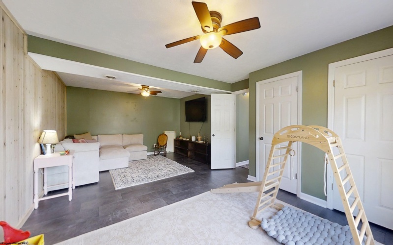 176 Evergreen Drive, Buckhannon, West Virginia 26201, 3 Bedrooms Bedrooms, 6 Rooms Rooms,1 BathroomBathrooms,Single Family Detached,For Sale,Evergreen,10164532