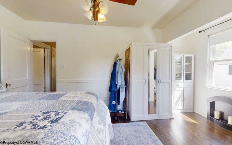 6 Jo Harry Drive, Fairmont, West Virginia 26554, 3 Bedrooms Bedrooms, 9 Rooms Rooms,1 BathroomBathrooms,Single Family Detached,For Sale,Jo Harry,10164533