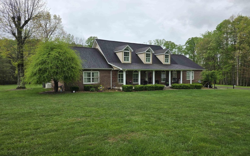 264 Riverdale Drive, Shinnston, West Virginia 26431, 3 Bedrooms Bedrooms, 9 Rooms Rooms,3 BathroomsBathrooms,Single Family Detached,For Sale,Riverdale,10164534