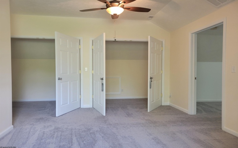 264 Riverdale Drive, Shinnston, West Virginia 26431, 3 Bedrooms Bedrooms, 9 Rooms Rooms,3 BathroomsBathrooms,Single Family Detached,For Sale,Riverdale,10164534