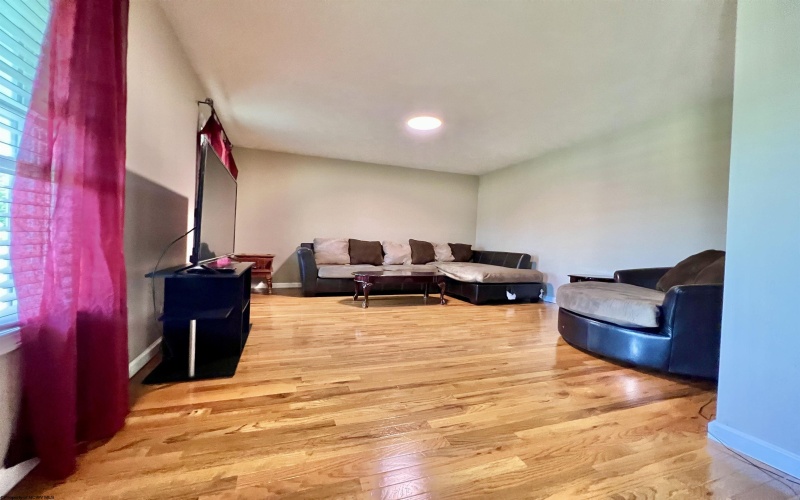 125 Jarrett Drive, Buckhannon, West Virginia 26201, 4 Bedrooms Bedrooms, 7 Rooms Rooms,2 BathroomsBathrooms,Single Family Detached,For Sale,Jarrett,10164535