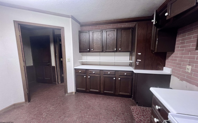 330 Beverly Pike, Elkins, West Virginia 26241, 4 Bedrooms Bedrooms, 9 Rooms Rooms,1 BathroomBathrooms,Single Family Detached,For Sale,Beverly,10164536