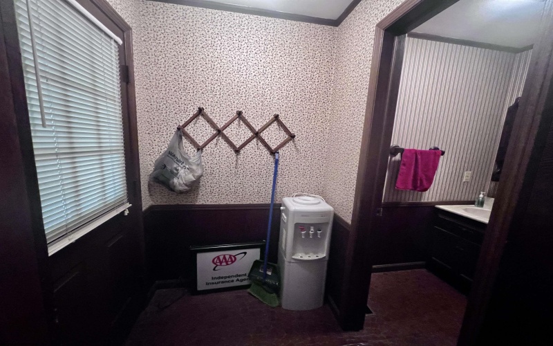 330 Beverly Pike, Elkins, West Virginia 26241, 4 Bedrooms Bedrooms, 9 Rooms Rooms,1 BathroomBathrooms,Single Family Detached,For Sale,Beverly,10164536